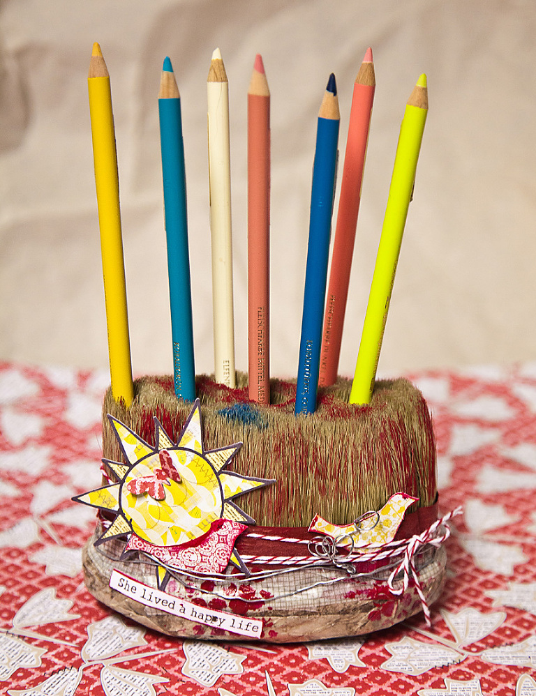 MixedMedia Project Idea Stiftestaender Penholder Geschenkidee