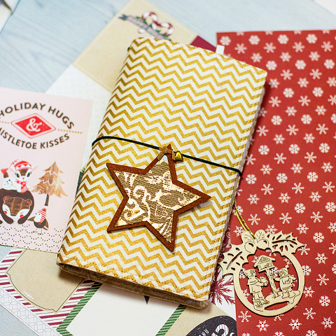 Midori Travelers Notebook Christmas Setup
